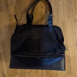 Beis Mini Weekender